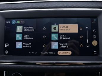 LAND ROVER RANGE ROVER EVOQUE 1.5 Range Rover Evoque R-Dynamic S P300e Auto 4WD 5dr