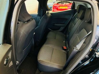 RENAULT CLIO 1.6 Clio Iconic E-Tech Auto 5dr