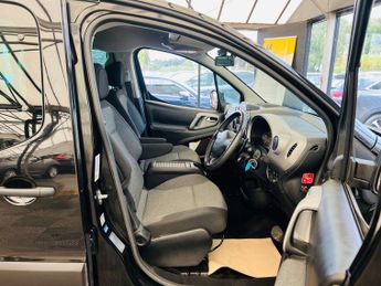 CITROEN BERLINGO MULTISPACE 1.6 Berlingo Multispace XTR Blue HDi Semi-Auto 5dr