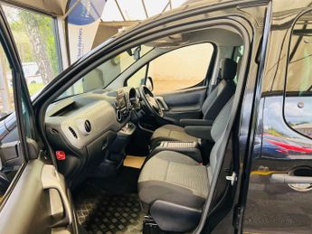 CITROEN BERLINGO MULTISPACE 1.6 Berlingo Multispace XTR Blue HDi Semi-Auto 5dr