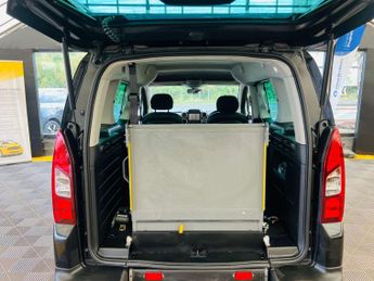 CITROEN BERLINGO MULTISPACE 1.6 Berlingo Multispace XTR Blue HDi Semi-Auto 5dr