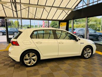 VOLKSWAGEN GOLF 2.0 Golf Style TDI Semi-Auto 5dr