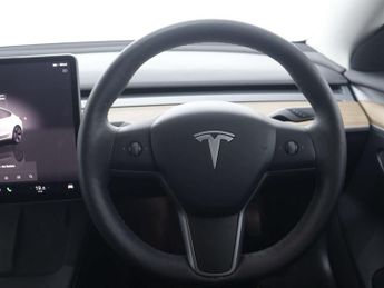 TESLA MODEL 3 Model 3 Long Range AWD 4WD 4dr