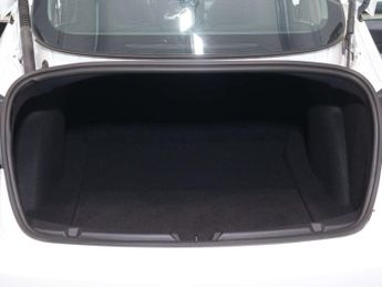 TESLA MODEL 3 Model 3 Long Range AWD 4WD 4dr