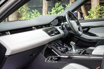 Land Rover Range Rover Evoque 2.0 Range Rover Evoque R-Dynamic HSE Auto 4WD 5dr