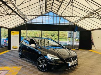 Volvo V40 2.0 V40 R-Design Pro D2 Auto 5dr
