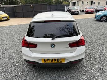 BMW 1 SERIES 1.5 118i M Sport Shadow Edition Auto 5dr