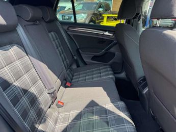 VOLKSWAGEN GOLF 2.0 Golf GTD Semi-Automatic 5dr - NATIONAL DELIVERY*