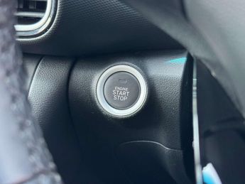 HYUNDAI KONA 1.6 Kona Premium GDi HEV Semi-Automatic 5dr - NATIONAL DELIVERY*