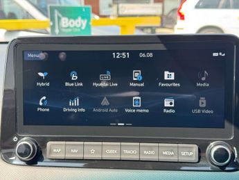 HYUNDAI KONA 1.6 Kona Premium GDi HEV Semi-Automatic 5dr - NATIONAL DELIVERY*