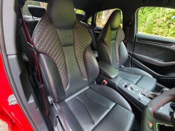 AUDI RS3 2.5 TFSI Saloon 4dr Petrol S Tronic quattro Euro 6 (s/s) (400 ps