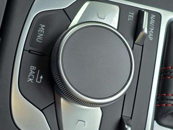 AUDI RS3 2.5 TFSI Saloon 4dr Petrol S Tronic quattro Euro 6 (s/s) (400 ps