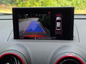 AUDI RS3 2.5 TFSI Saloon 4dr Petrol S Tronic quattro Euro 6 (s/s) (400 ps