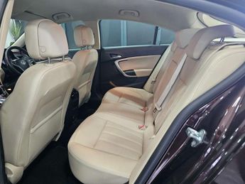 VAUXHALL INSIGNIA 2.0 Insignia Elite Nav CDTI Auto 5dr