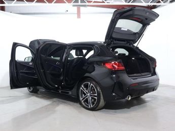 BMW 1 SERIES 1.5 118I M Sport Auto 5dr