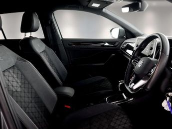 VOLKSWAGEN T-ROC 1.5 T-Roc R-Line TSI Semi-Auto 5dr