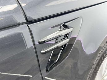 Land Rover RANGE ROVER SPORT 3.0 SD V6 HSE Dynamic SUV 5dr Diesel Auto 4WD Euro 6 (s/s) (306 