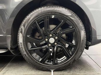 Land Rover RANGE ROVER SPORT 3.0 SD V6 HSE Dynamic SUV 5dr Diesel Auto 4WD Euro 6 (s/s) (306 
