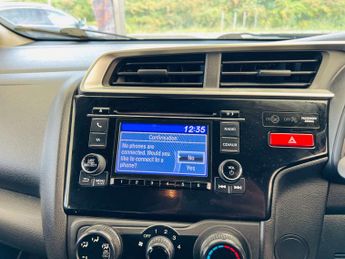 HONDA JAZZ 1.3 Jazz S i-VTec CVT 5dr