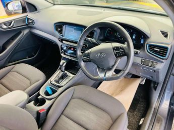 HYUNDAI IONIQ 1.6 IONIQ Premium FHEV Semi-Auto 5dr