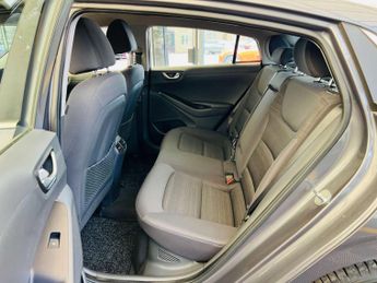 HYUNDAI IONIQ 1.6 IONIQ Premium FHEV Semi-Auto 5dr