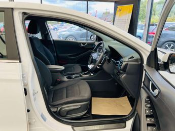 HYUNDAI IONIQ 1.6 IONIQ Premium FHEV Semi-Auto 5dr