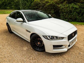 Jaguar XE 2.0 XE R-Sport D Auto 4dr