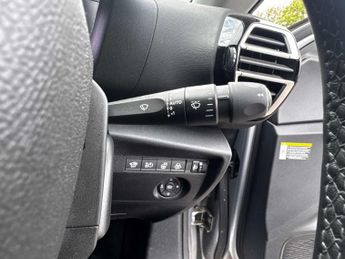 CITROEN C4 e-C4 Shine 5dr