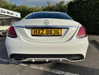 Mercedes-Benz C-CLASS 2.1 C220 AMG Line Bluetec Auto 4dr