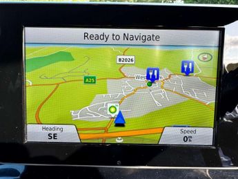 Mercedes-Benz C-CLASS 2.1 C220 AMG Line Bluetec Auto 4dr