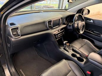 KIA SPORTAGE 2.0 Sportage KX-3 CRDi Auto 4WD 5dr