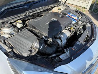 Vauxhall INSIGNIA 2.0 Insignia SRI Nav CDTI Auto 5dr