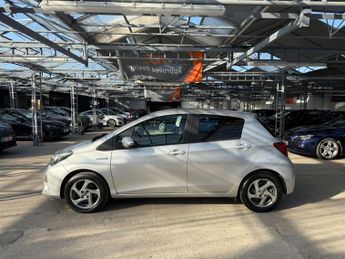 TOYOTA YARIS 1.5 Yaris Icon Hybrid VVT-i CVT 5dr