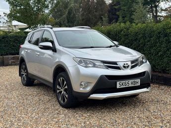TOYOTA RAV4 2.2 RAV4 Invincible D-4D Auto 4WD 5dr