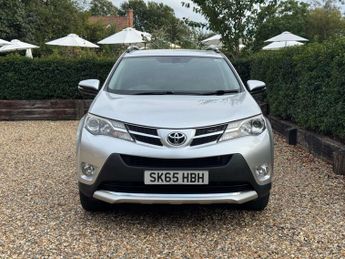 TOYOTA RAV4 2.2 RAV4 Invincible D-4D Auto 4WD 5dr