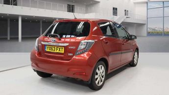 TOYOTA YARIS 1.5 Yaris T4 Hybrid CVT 5dr