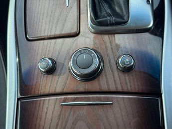 INFINITI M 3.5 M35h Automatic 4dr - NATIONAL DELIVERY*