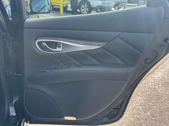 INFINITI M 3.5 M35h Automatic 4dr - NATIONAL DELIVERY*