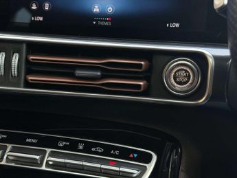 MERCEDES-BENZ EQC EQC 400 AMG Line Premium 4Matic 4WD 5dr
