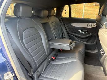 MERCEDES-BENZ EQC EQC 400 AMG Line Premium 4Matic 4WD 5dr