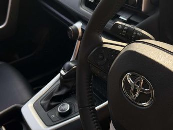 TOYOTA RAV4 2.5 RAV4 Excel HEV CVT 4WD 5dr