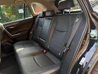 TOYOTA RAV4 2.5 RAV4 Excel HEV CVT 4WD 5dr