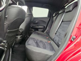 Nissan Juke 1.6 Juke N-Connecta CVT 5dr