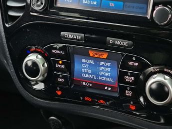 Nissan Juke 1.6 Juke N-Connecta CVT 5dr