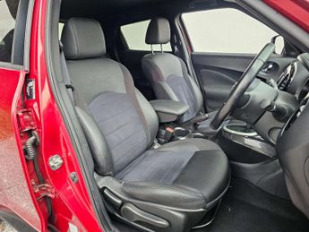 Nissan Juke 1.6 Juke N-Connecta CVT 5dr