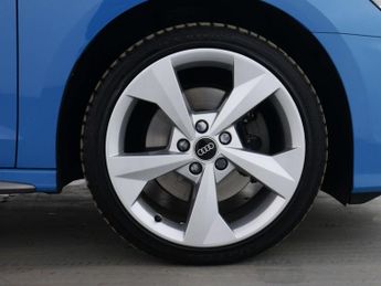 AUDI A3 1.4 A3 Sportback 40 TFSI S Line E Semi-Auto 5dr
