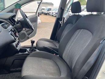 FIAT PUNTO 1.2 Punto Pop+ 5dr