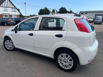 FIAT PUNTO 1.2 Punto Pop+ 5dr
