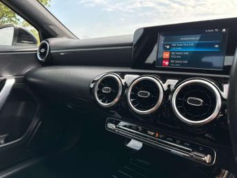 MERCEDES-BENZ A-CLASS 1.5 A 180 Sport D Auto 5dr