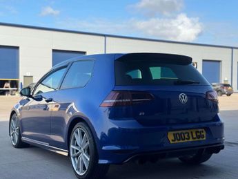 Volkswagen Golf 2.0 Golf R DSG 4WD 3dr